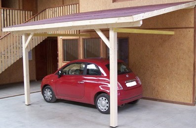 abri voiture adossé à la maison